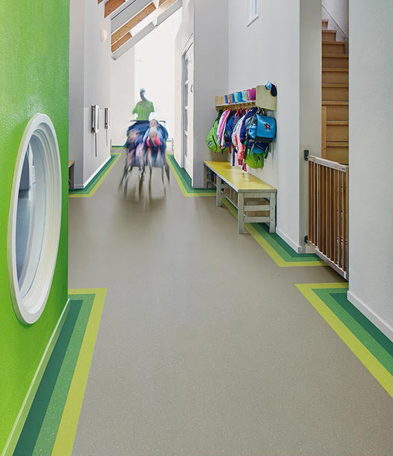 Warm Grey 3601, Young Grass, Nettle Green 3647, Greenwood