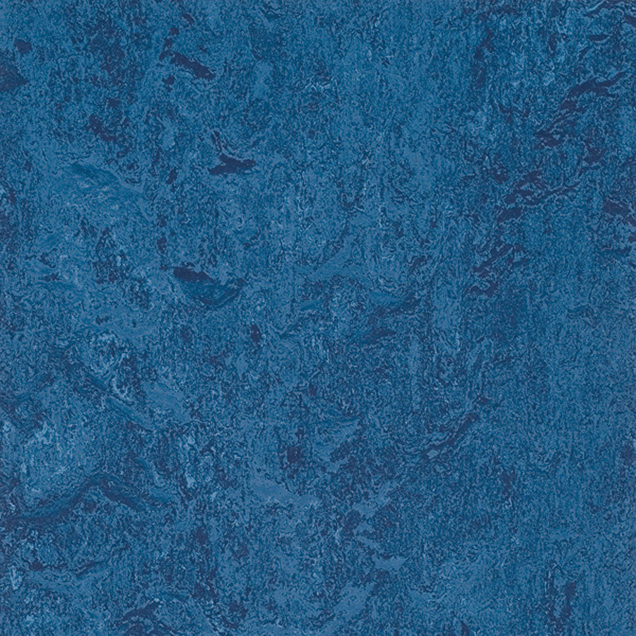 What kind of adhesive is recommended for installation?