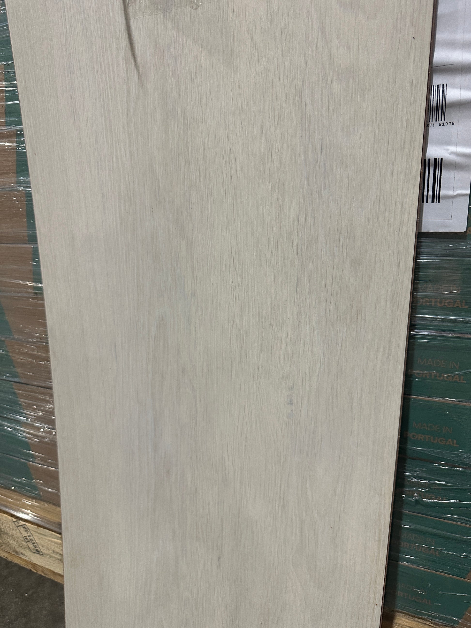 Lot 1029 - Amorim Waterproof Cork Flooring Assorted Colors - WAREHOUSE SALE