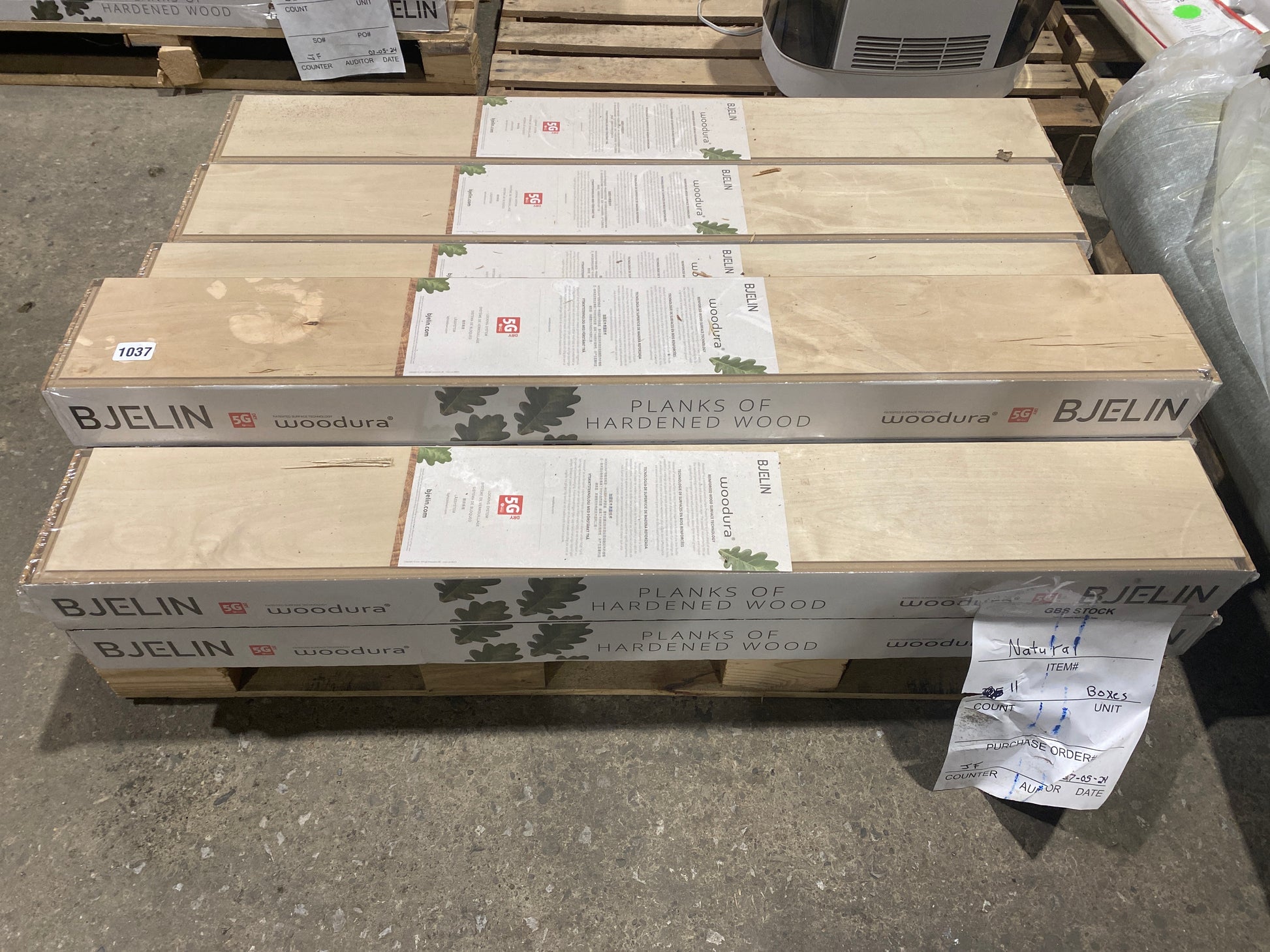 waterproof hardwood natural 46"