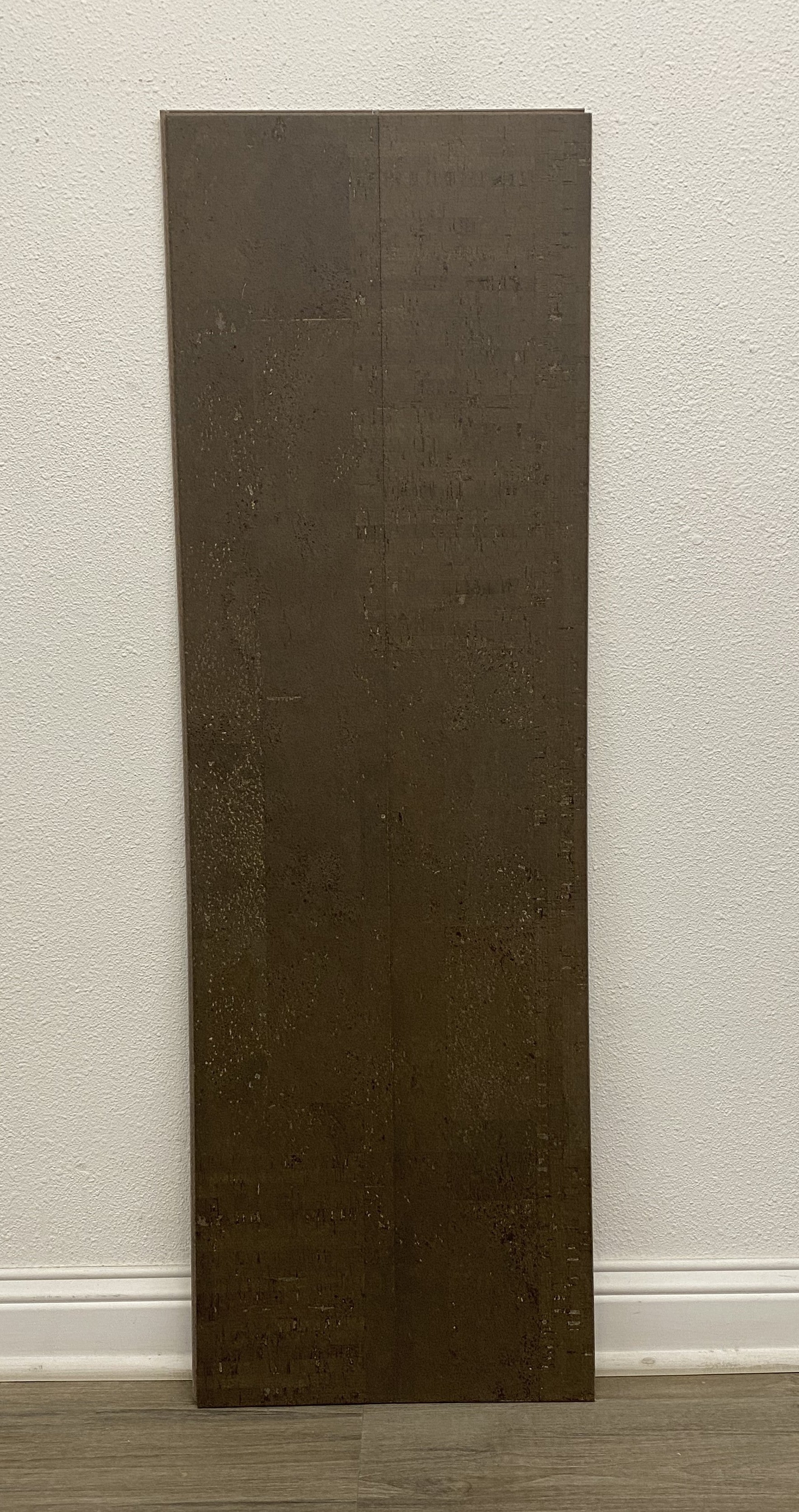LOT #1046    - Amorim Waterproof Cork - Fashionable Graphite - OUTLET SALE 2025-12-31