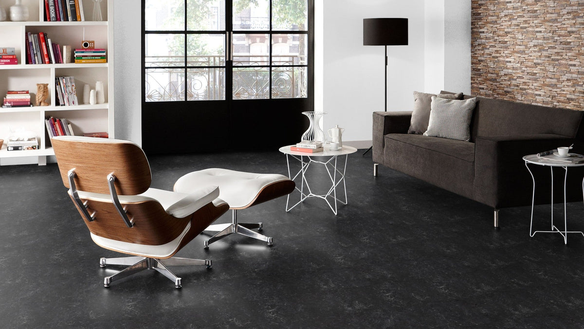 Black 2939