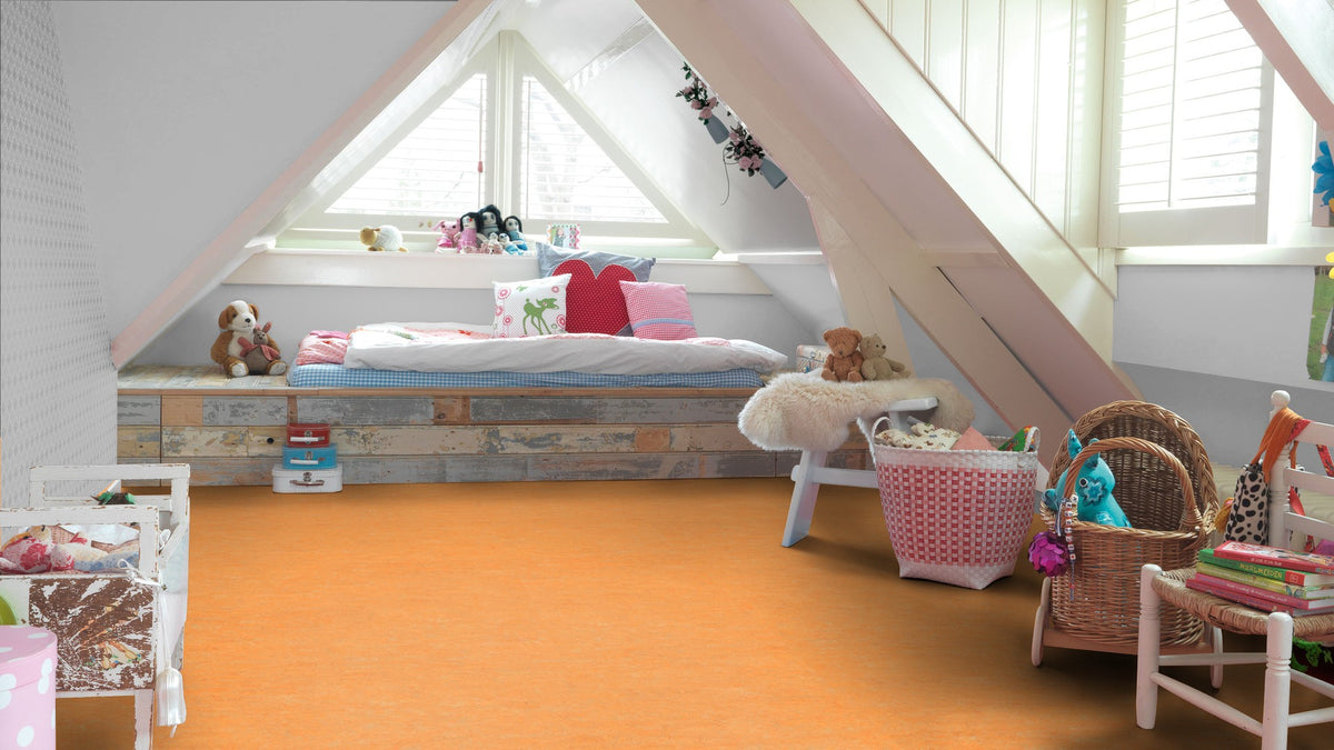 Golden Saffron 3847