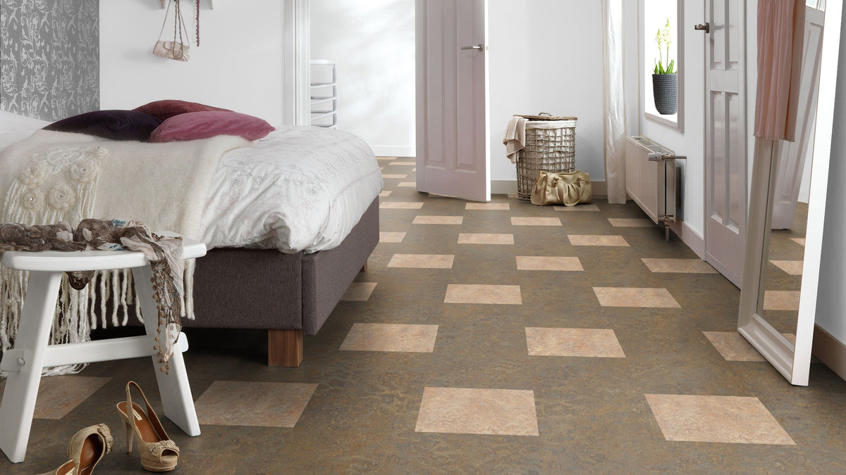 Cork Tree 3426, Donkey Island 3407
