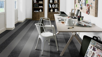 Volcanic Ash 3872, Black 2939