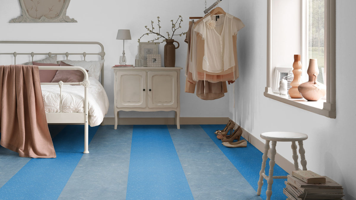 Fresco Blue 3055, Bluebell 3656