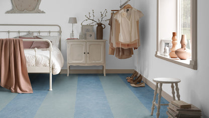 Fresco Blue 3055, Chinchilla 3275