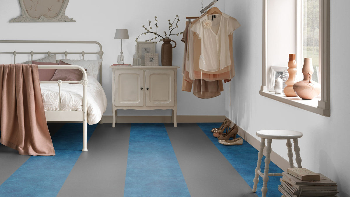 Grey Dusk 3607, Blue 3030