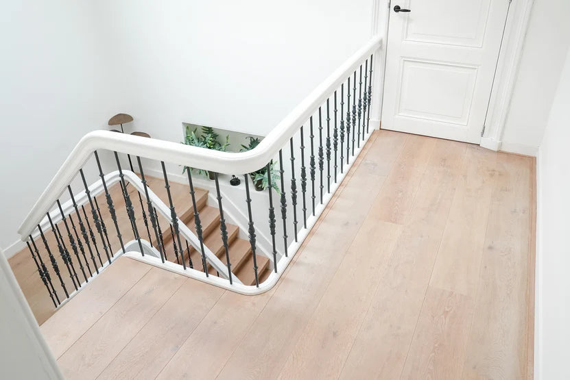 Cotton White over European Oak