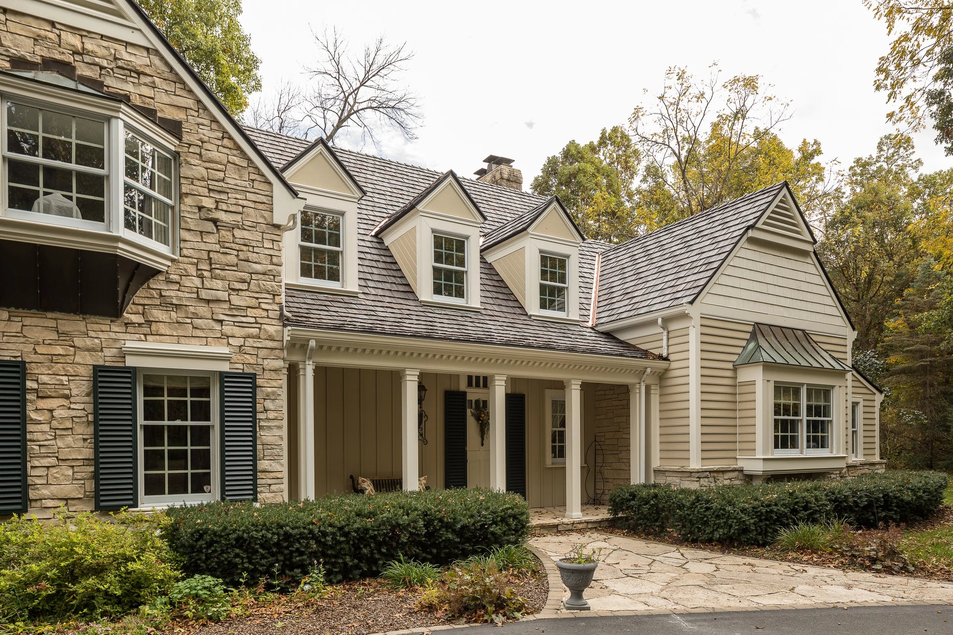 Brava - Cedar Shake Composite Roof Tiles